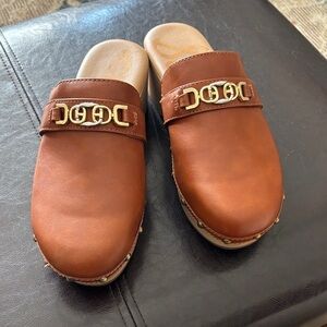 Sam Edelman Leather “Kaye” Clogs